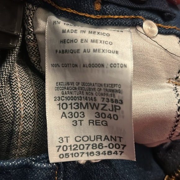 Boys size 3T cowboy cut Wrangler jeans in indigo wash - Picture 3 of 3